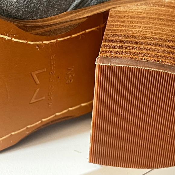 Marc fisher Gardi Gray Suede Pointed Toe Pull on Block heel ankle boot Size 5.5 - Picture 3 of 14